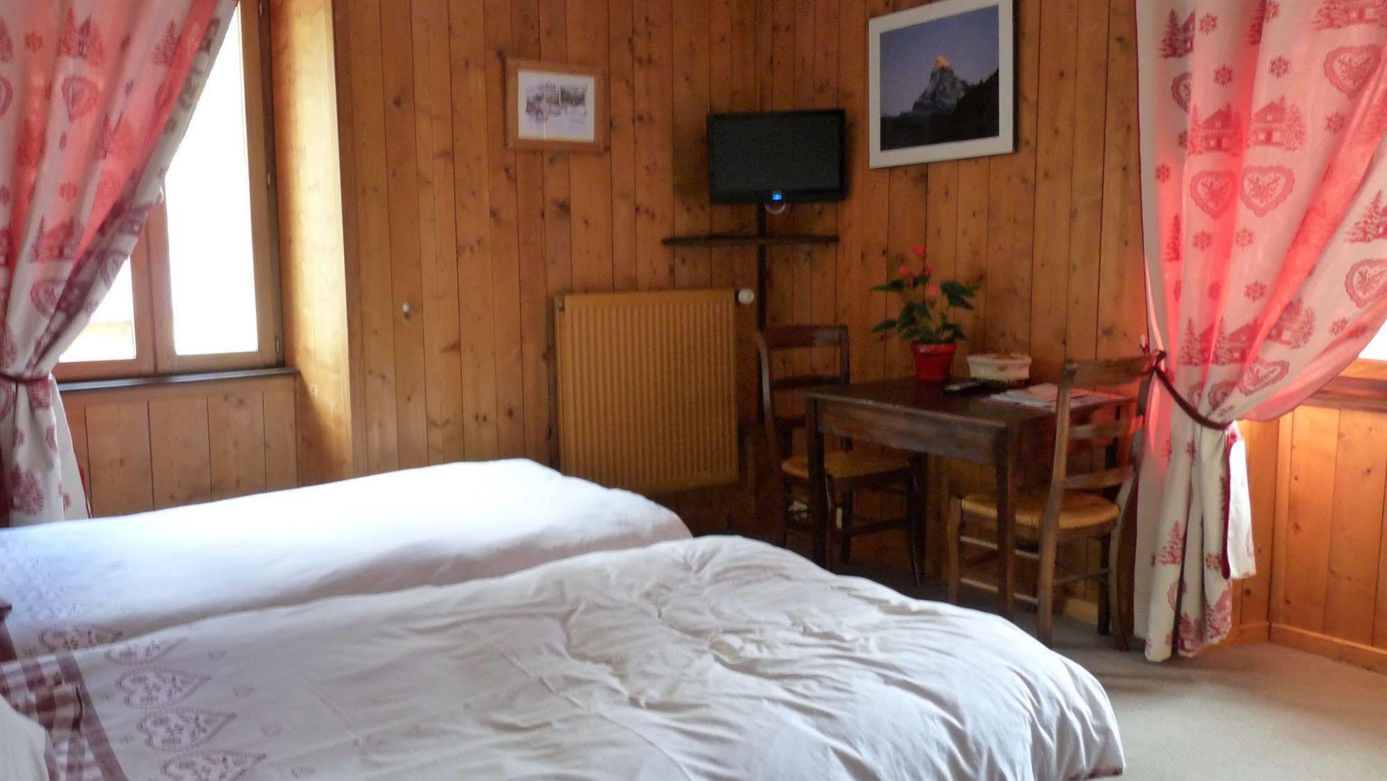 Auberge Les Gorges De La Diosaz Servoz Exterior foto